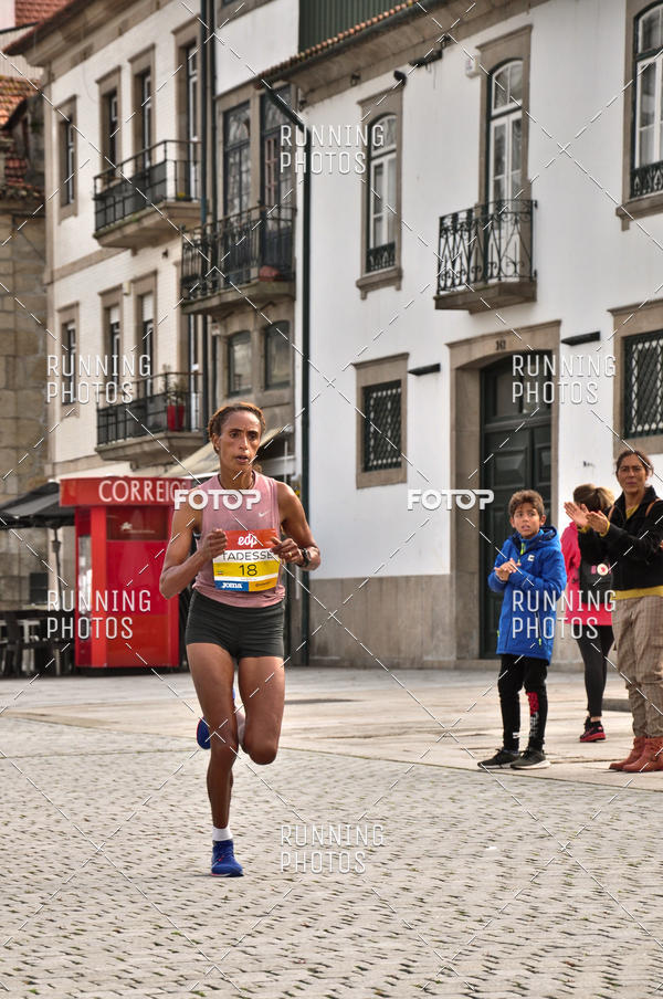 Buy your photos of the eventMaratona do Porto 2019 on Fotop