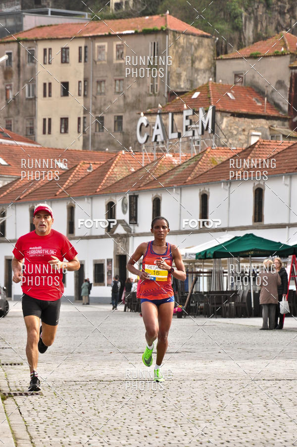 Buy your photos of the eventMaratona do Porto 2019 on Fotop