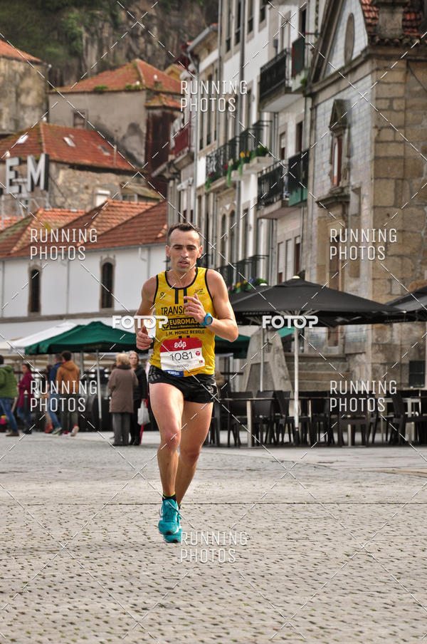Buy your photos of the eventMaratona do Porto 2019 on Fotop