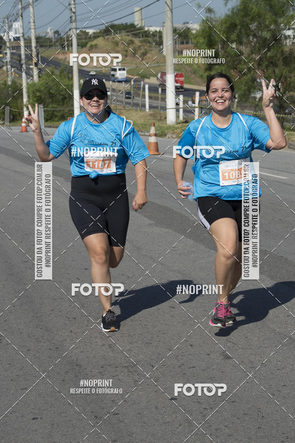Buy your photos of the eventCorrida Solidria Grupo Milclean 21 anos on Fotop