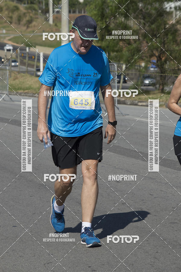Buy your photos of the eventCorrida Solidria Grupo Milclean 21 anos on Fotop