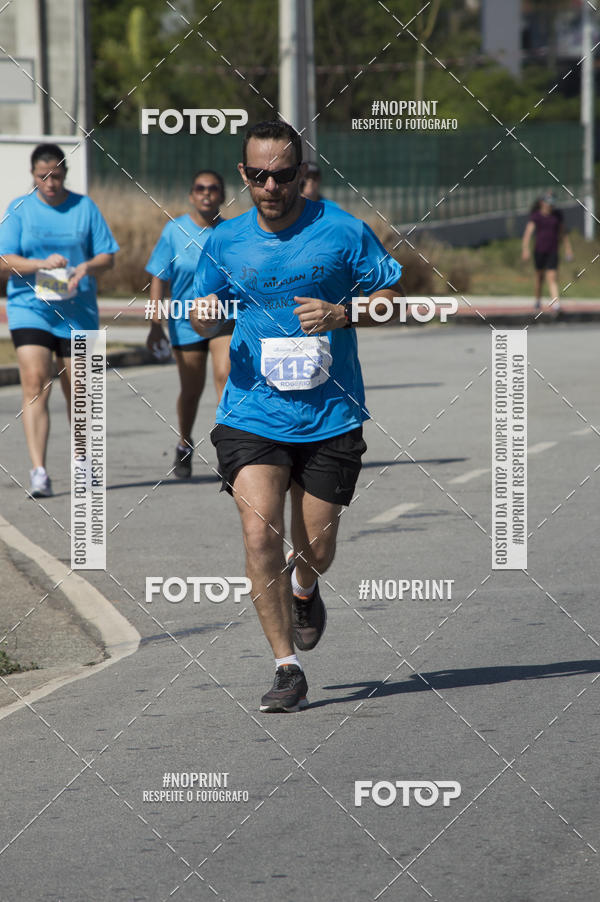 Buy your photos of the eventCorrida Solidria Grupo Milclean 21 anos on Fotop
