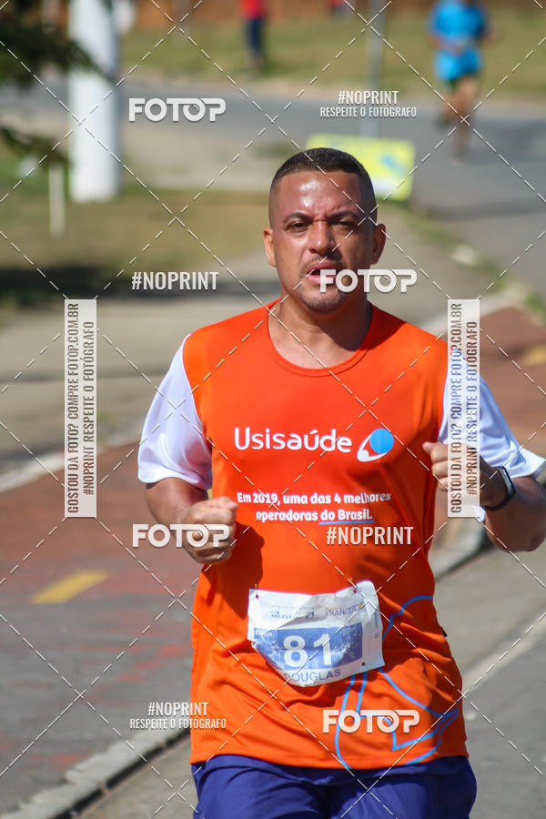 Achetez vos photos de l'vnementCorrida Solidria Grupo Milclean 21 anos sur Fotop