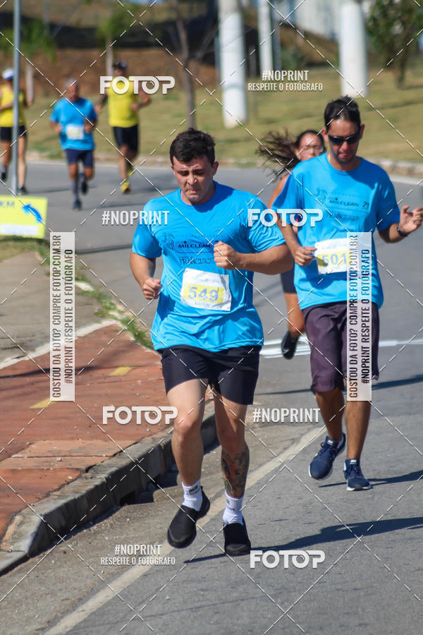 Compre suas fotos do eventoCorrida Solidria Grupo Milclean 21 anos no Fotop