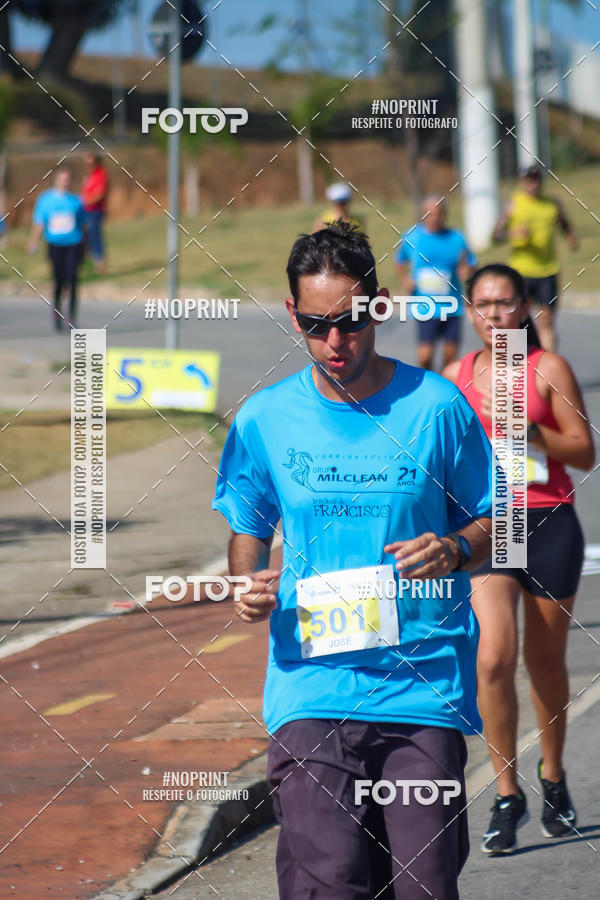 Compra tus fotos del eventoCorrida Solidria Grupo Milclean 21 anos En Fotop
