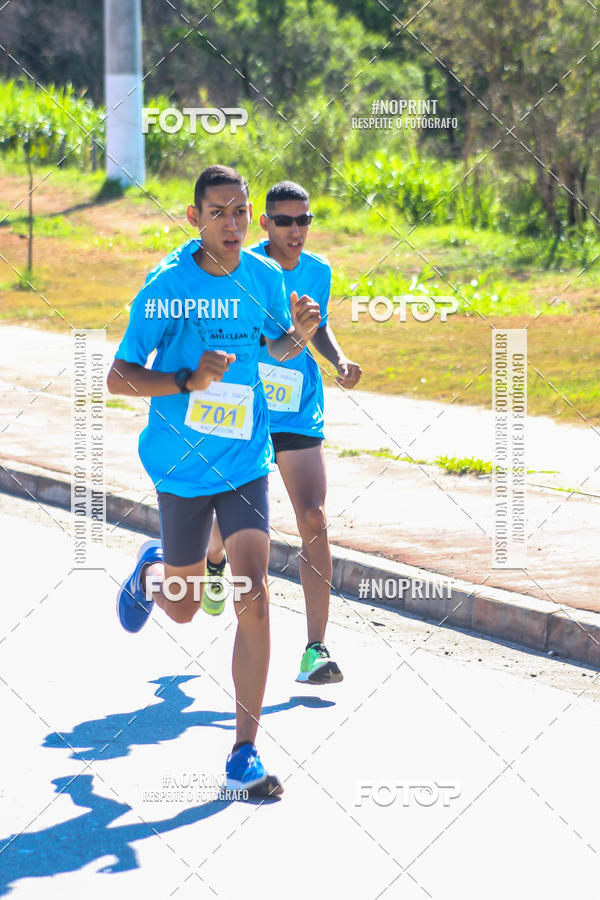 Acquista le foto dell'eventoCorrida Solidria Grupo Milclean 21 anos in Fotop