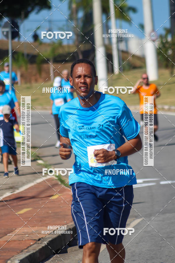 Buy your photos of the eventCorrida Solidria Grupo Milclean 21 anos on Fotop