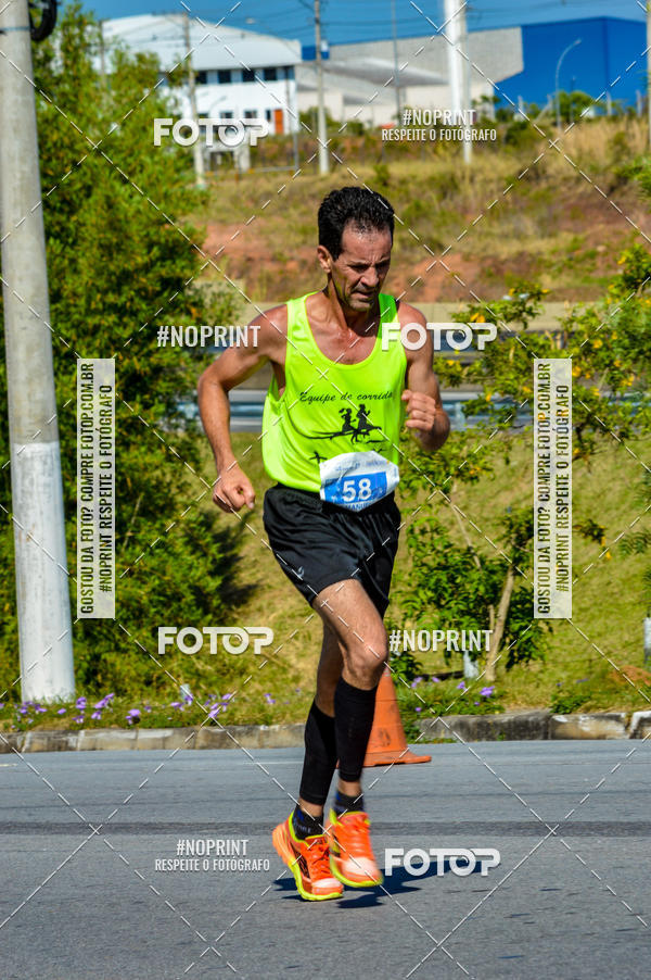 Achetez vos photos de l'vnementCorrida Solidria Grupo Milclean 21 anos sur Fotop