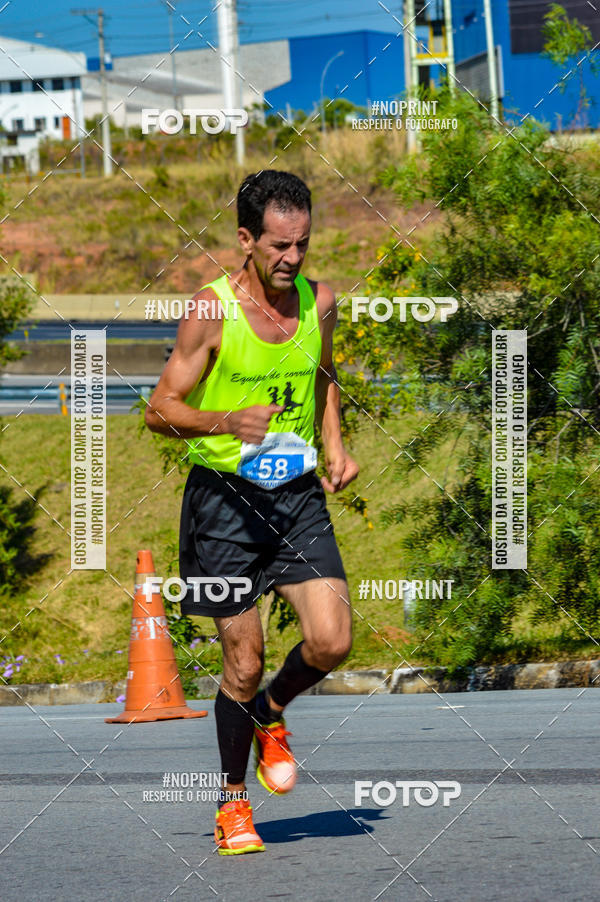 Achetez vos photos de l'vnementCorrida Solidria Grupo Milclean 21 anos sur Fotop