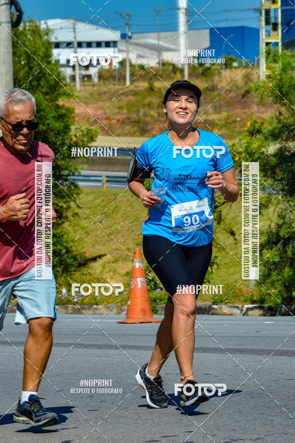 Achetez vos photos de l'vnementCorrida Solidria Grupo Milclean 21 anos sur Fotop