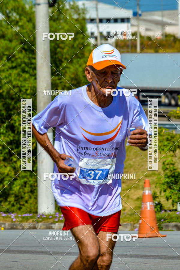 Compre suas fotos do eventoCorrida Solidria Grupo Milclean 21 anos no Fotop