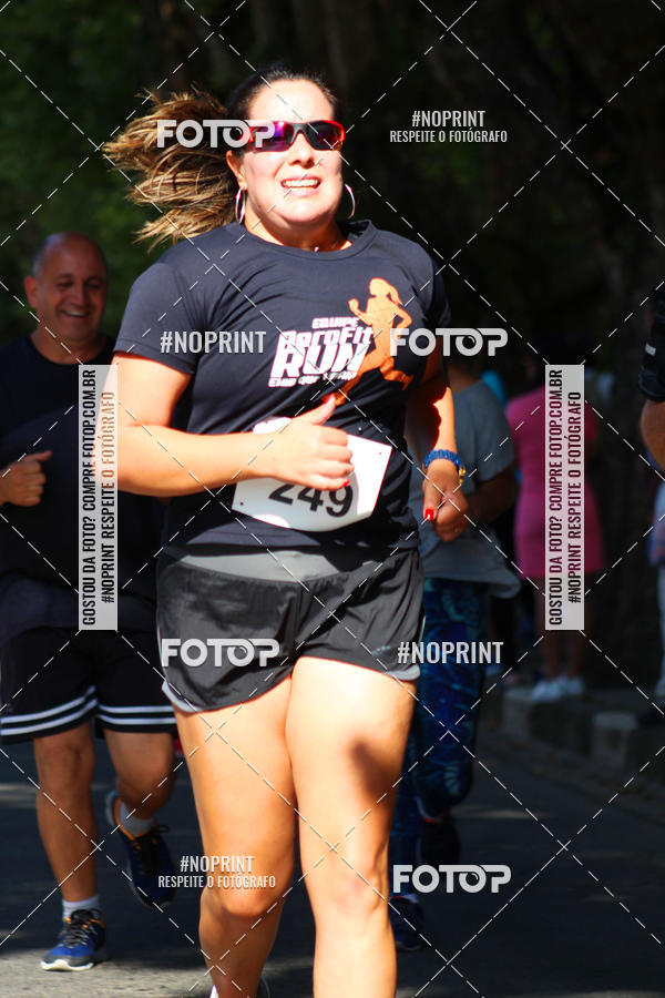 Achetez vos photos de l'vnementOAB CORRE Campos do Jordo sur Fotop