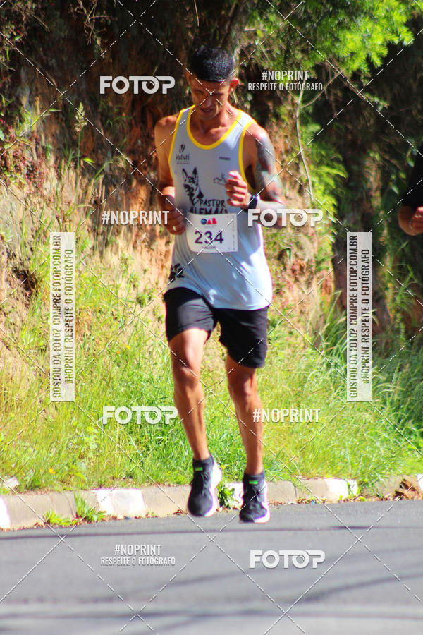 Achetez vos photos de l'vnementOAB CORRE Campos do Jordo sur Fotop