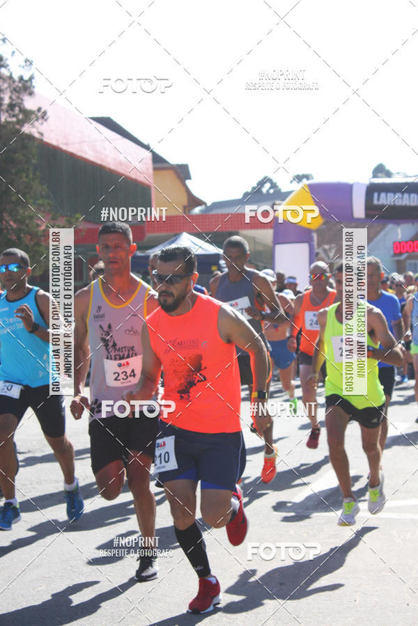 Buy your photos of the eventOAB CORRE Campos do Jordo on Fotop