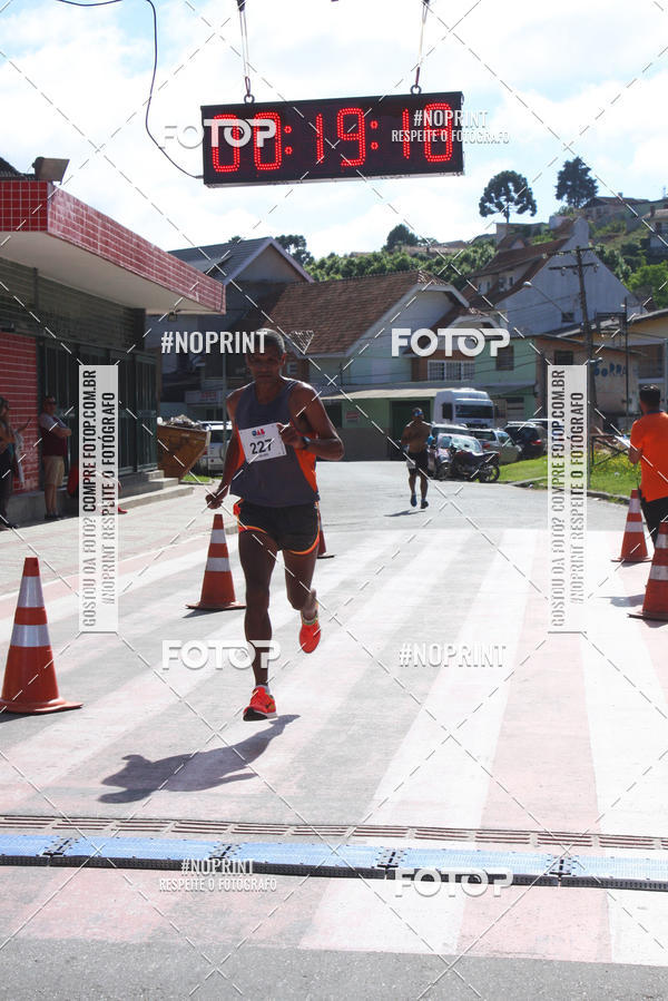 Buy your photos of the eventOAB CORRE Campos do Jordo on Fotop