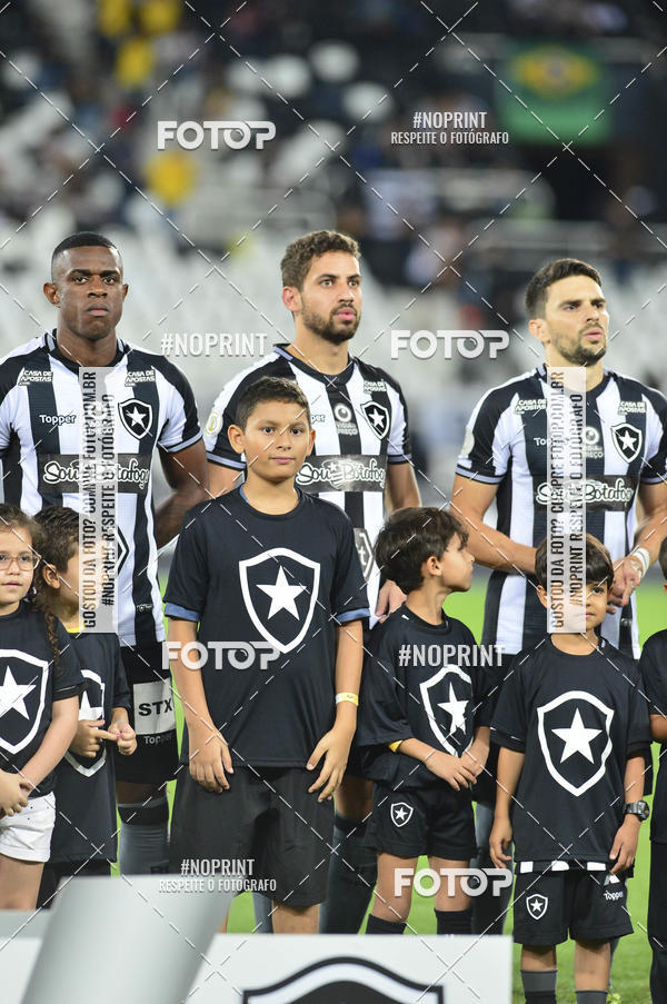 Buy your photos of the eventBotafogo x Goi�s � Nilton Santos - 09/10/2019 on Fotop