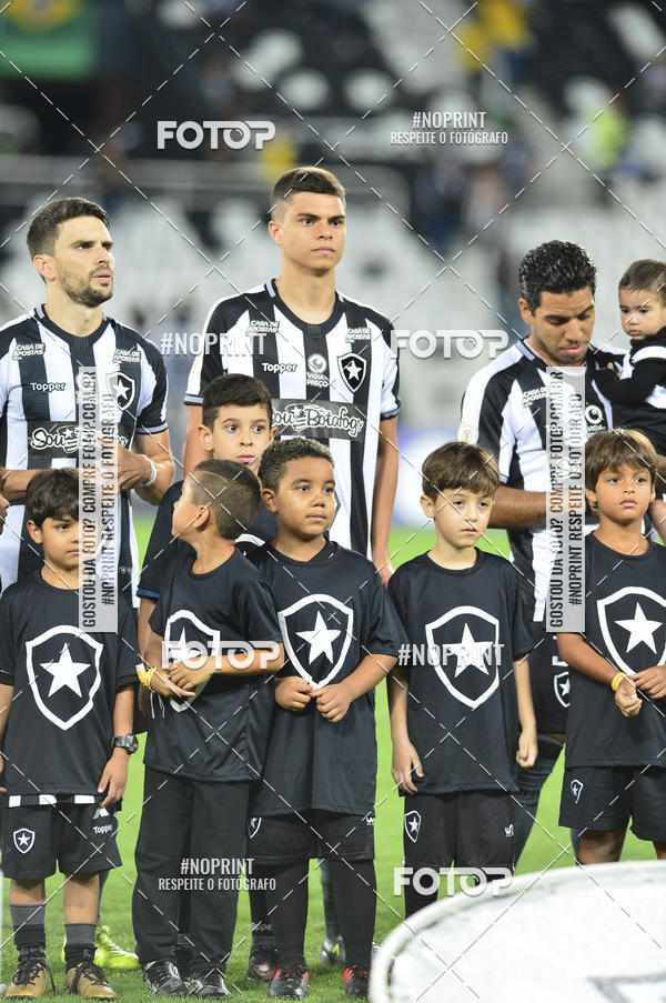 Buy your photos of the eventBotafogo x Goi�s � Nilton Santos - 09/10/2019 on Fotop