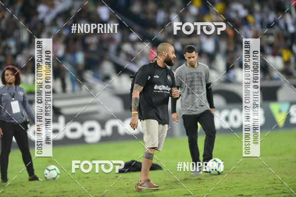Buy your photos of the eventBotafogo x Goi�s � Nilton Santos - 09/10/2019 on Fotop