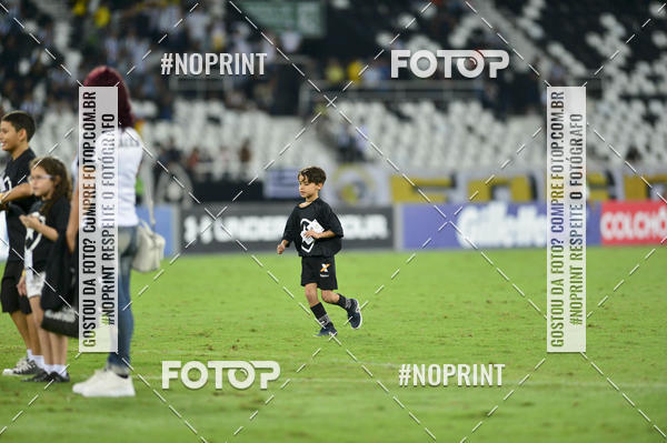 Buy your photos of the eventBotafogo x Goi�s � Nilton Santos - 09/10/2019 on Fotop