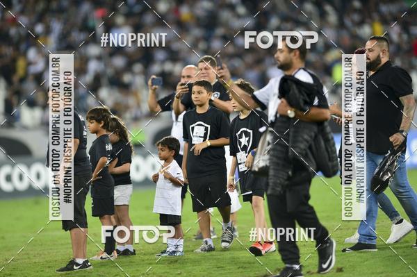 Buy your photos of the eventBotafogo x Goi�s � Nilton Santos - 09/10/2019 on Fotop