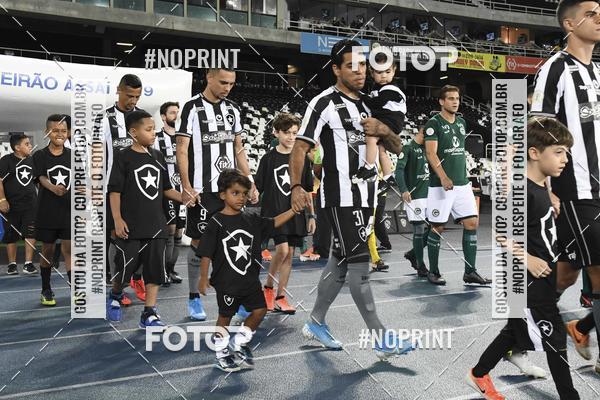 Buy your photos of the eventBotafogo x Goi�s � Nilton Santos - 09/10/2019 on Fotop