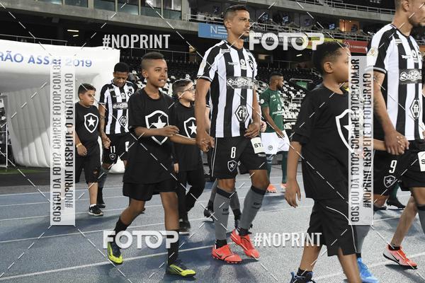 Buy your photos of the eventBotafogo x Goi�s � Nilton Santos - 09/10/2019 on Fotop