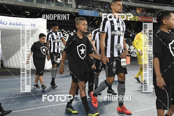 Buy your photos of the eventBotafogo x Goi�s � Nilton Santos - 09/10/2019 on Fotop