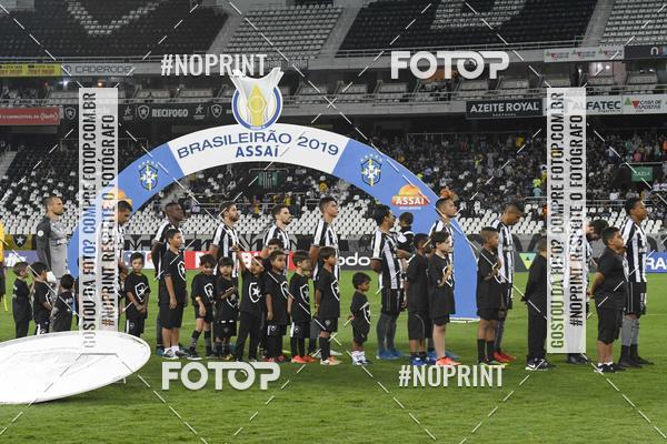 Buy your photos of the eventBotafogo x Goi�s � Nilton Santos - 09/10/2019 on Fotop