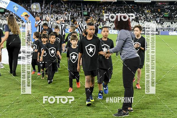 Buy your photos of the eventBotafogo x Goi�s � Nilton Santos - 09/10/2019 on Fotop