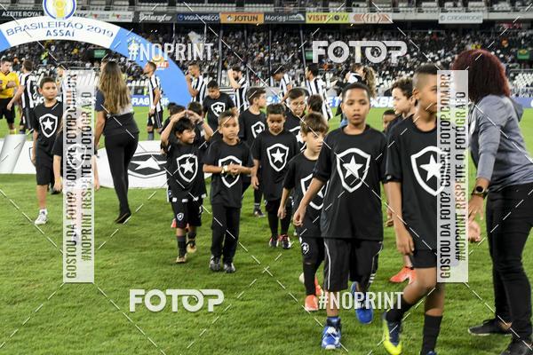Buy your photos of the eventBotafogo x Goi�s � Nilton Santos - 09/10/2019 on Fotop