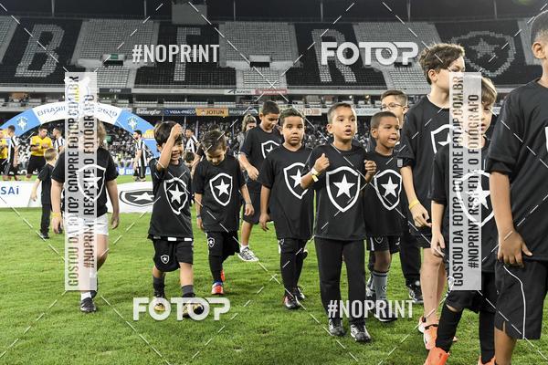 Buy your photos of the eventBotafogo x Goi�s � Nilton Santos - 09/10/2019 on Fotop