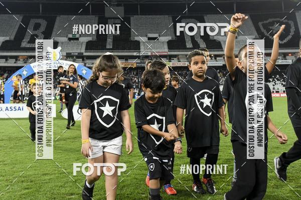 Buy your photos of the eventBotafogo x Goi�s � Nilton Santos - 09/10/2019 on Fotop
