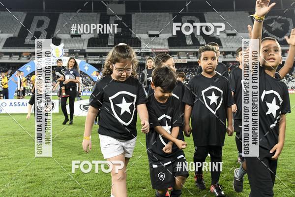 Buy your photos of the eventBotafogo x Goi�s � Nilton Santos - 09/10/2019 on Fotop