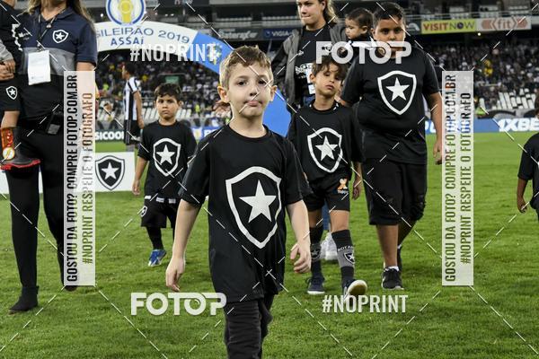 Buy your photos of the eventBotafogo x Goi�s � Nilton Santos - 09/10/2019 on Fotop