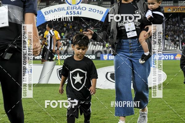 Buy your photos of the eventBotafogo x Goi�s � Nilton Santos - 09/10/2019 on Fotop