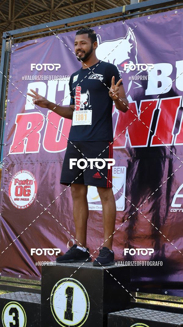 Compra tus fotos del eventoPIT BULL RUNNING En Fotop