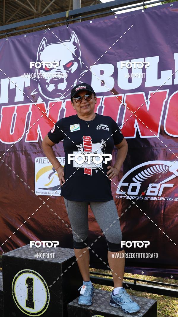 Buy your photos of the eventPIT BULL RUNNING on Fotop