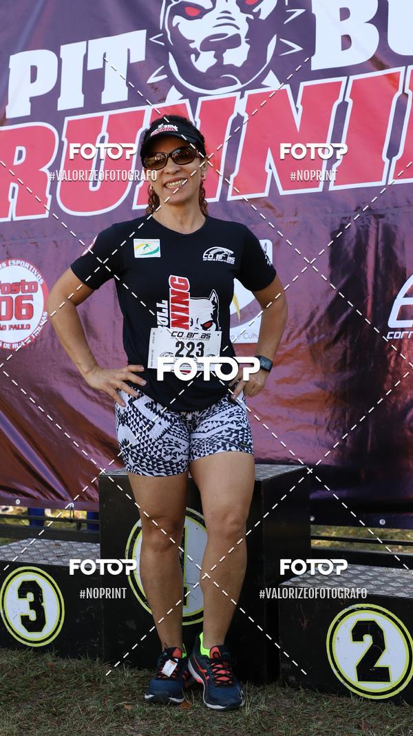 Buy your photos of the eventPIT BULL RUNNING on Fotop