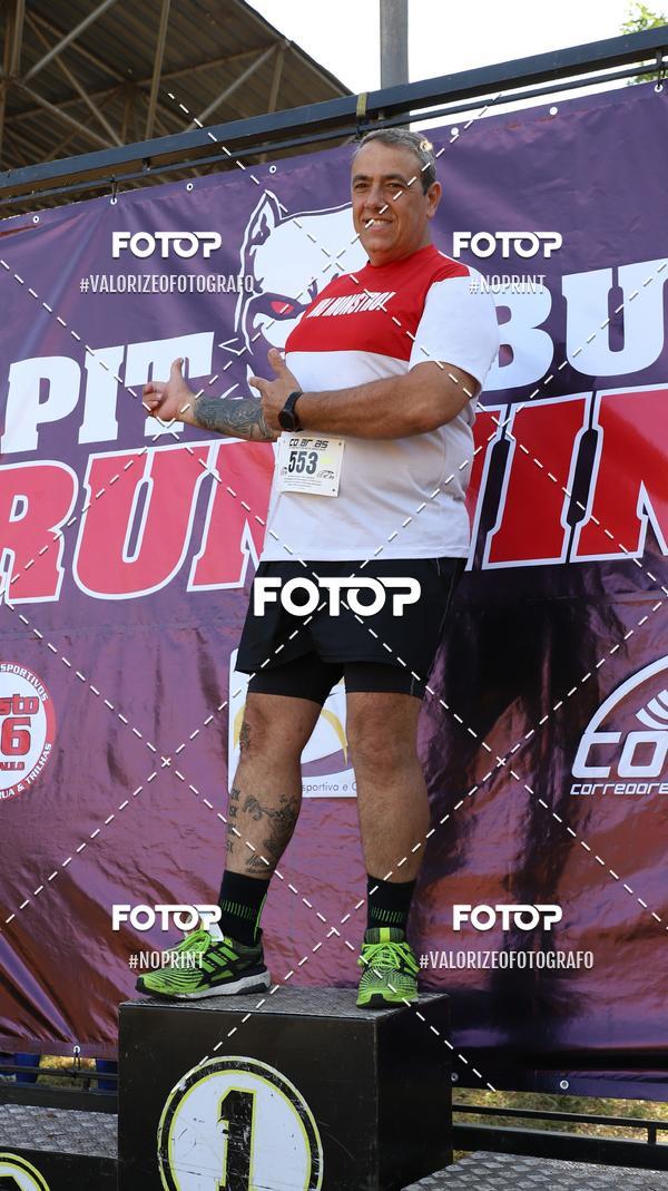 Buy your photos of the eventPIT BULL RUNNING on Fotop