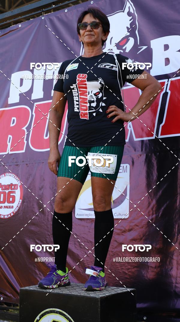 Buy your photos of the eventPIT BULL RUNNING on Fotop