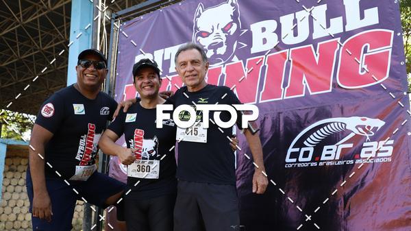 Buy your photos of the eventPIT BULL RUNNING on Fotop