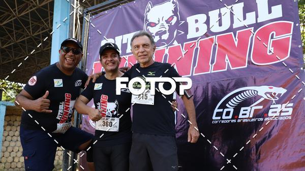 Buy your photos of the eventPIT BULL RUNNING on Fotop