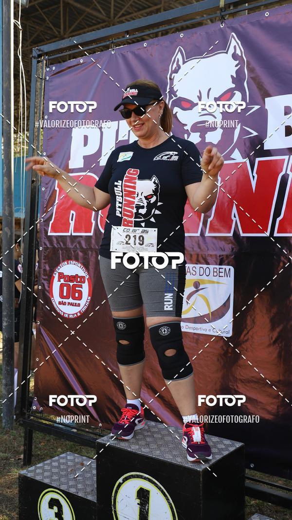 Buy your photos of the eventPIT BULL RUNNING on Fotop