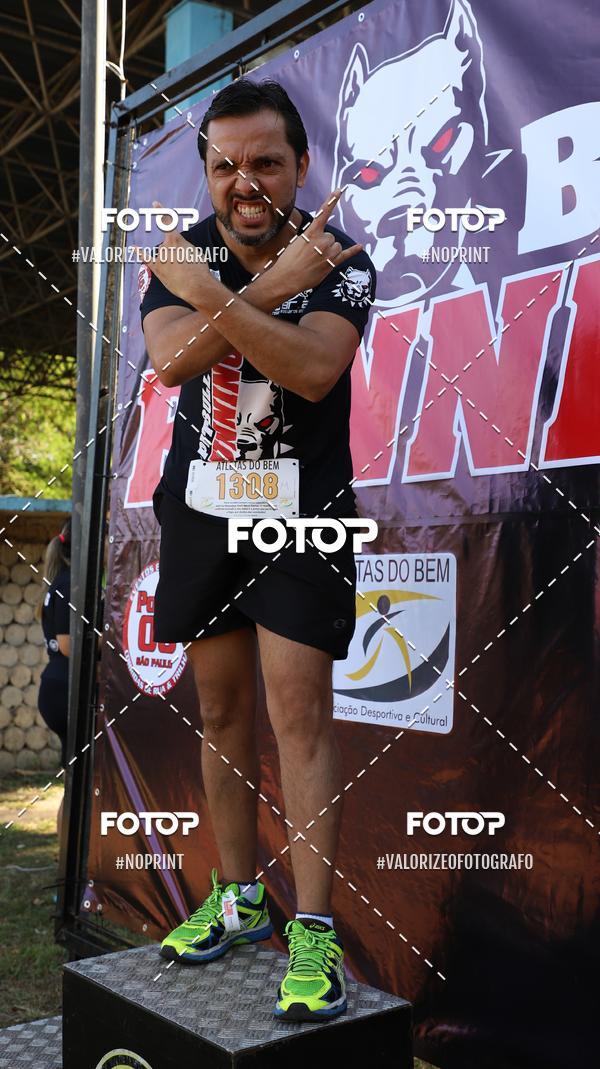 Buy your photos of the eventPIT BULL RUNNING on Fotop