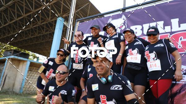 Buy your photos of the eventPIT BULL RUNNING on Fotop