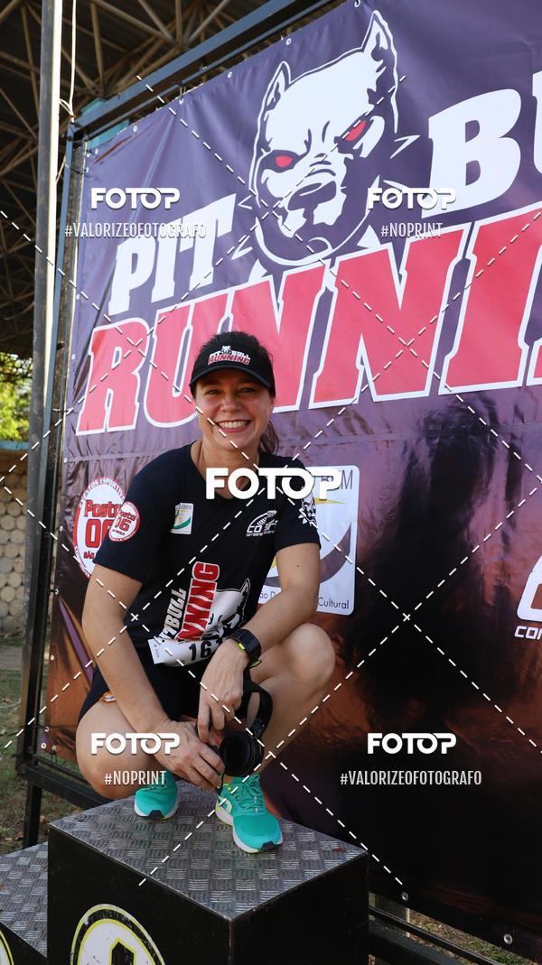 Compre as suas fotos do eventoPIT BULL RUNNING no Fotop