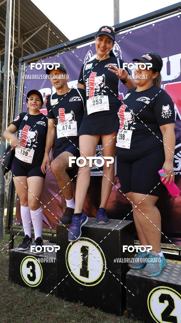Compre as suas fotos do eventoPIT BULL RUNNING no Fotop