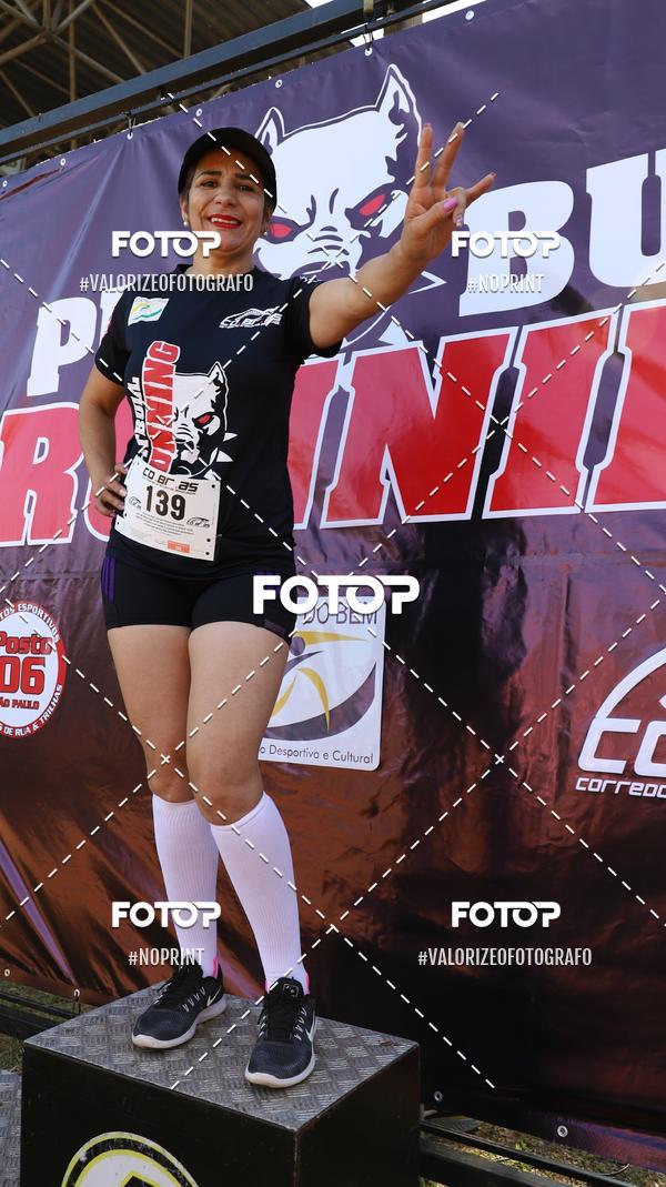 Compre as suas fotos do eventoPIT BULL RUNNING no Fotop