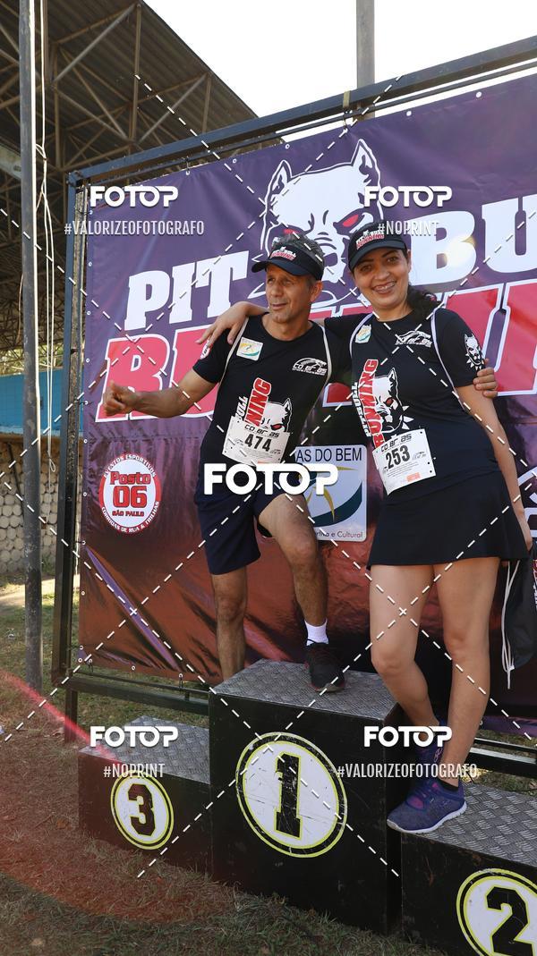 Compre as suas fotos do eventoPIT BULL RUNNING no Fotop