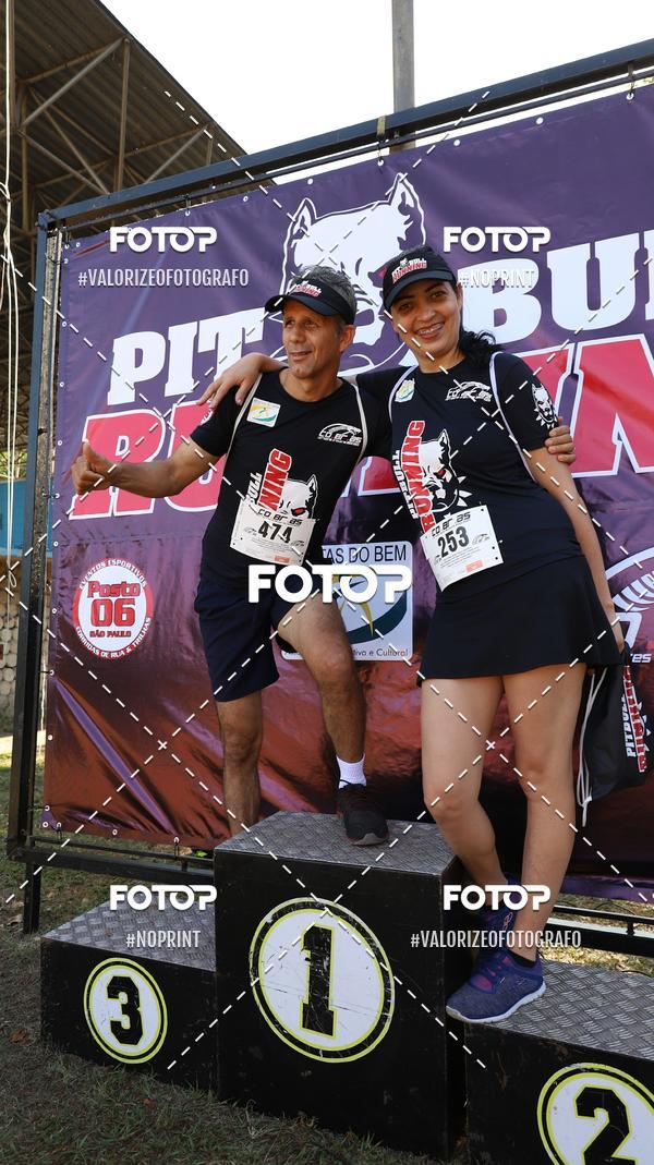 Compre as suas fotos do eventoPIT BULL RUNNING no Fotop